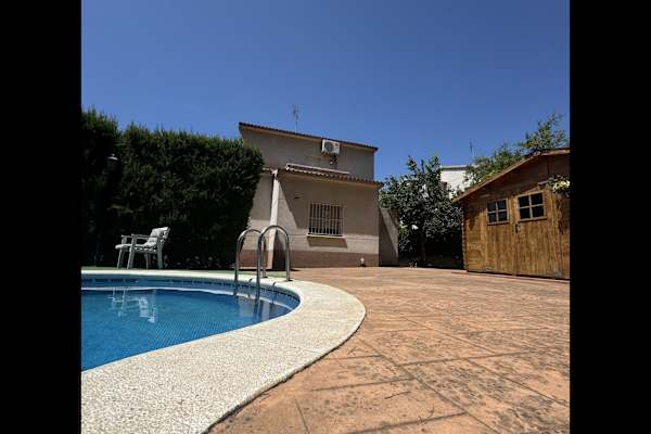 El Vendrell, Catalonia, Spain