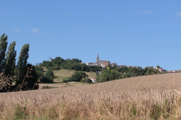 Montpezat, Nouvelle-Aquitaine, France