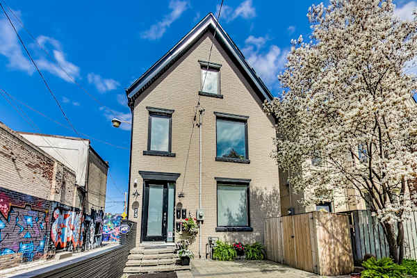 Toronto, Ontario, Canada